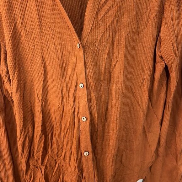 NWT Free People Beach Button Down Shirt XS - Picture 4 of 6